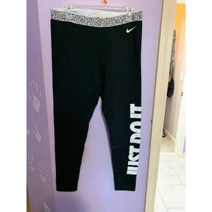 Nike leggings